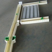 2米长安全防护铁栅栏-高铁栅栏防护塑料模具